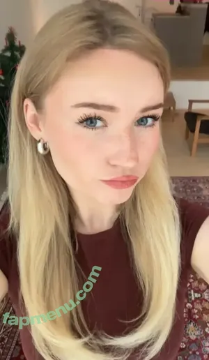 almost.cesca / franny nude photo #0023