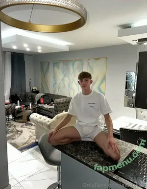 alo_twink / ethan_and_brett nude photo #0038