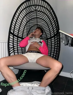 alo_twink / ethan_and_brett nude photo #0045