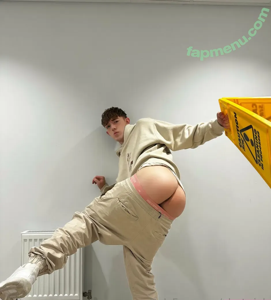 alo_twink nude photo #0031 (ethan_and_brett)