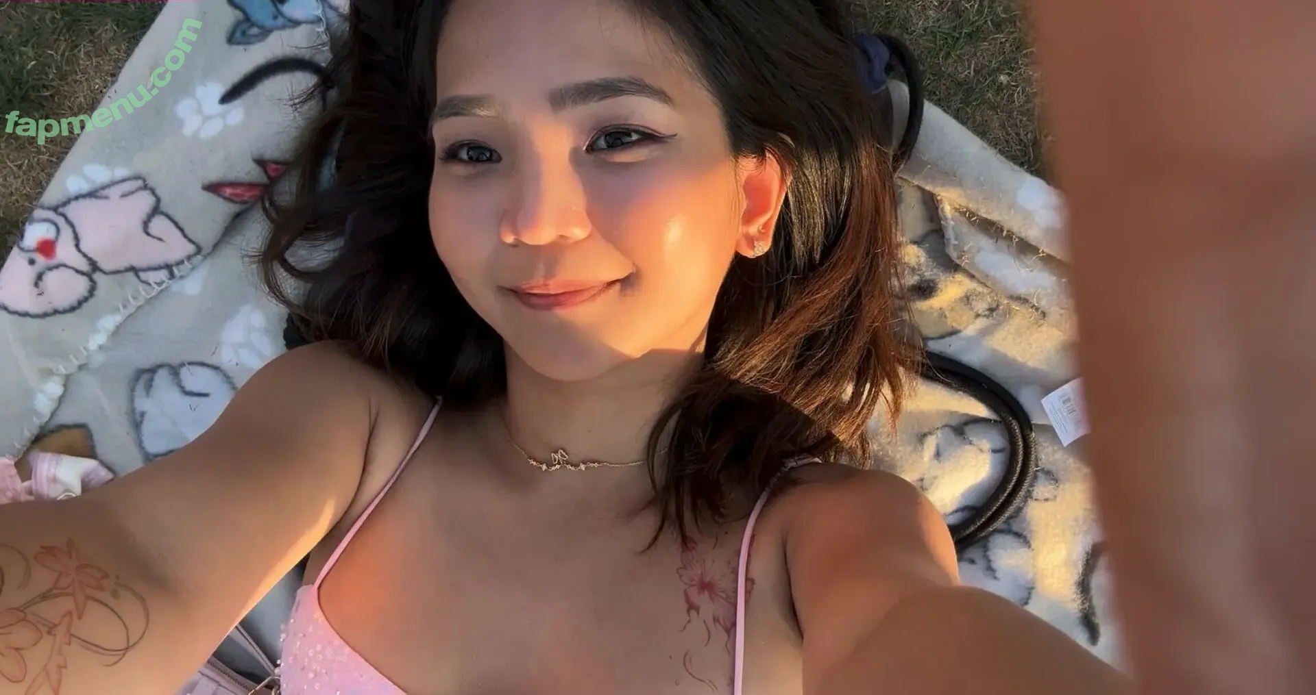 AlodiaMarie nude photo #0005 (alodiamariee / itsaliyahmarie)