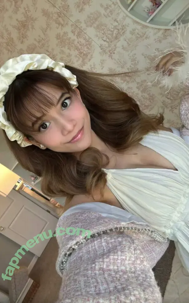 Aloeeveera nude photo #0041 (aloeveraa___)
