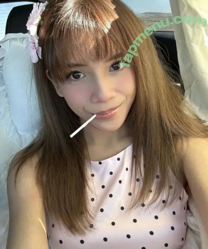 Aloeeveera nude photo #0045 (aloeveraa___)