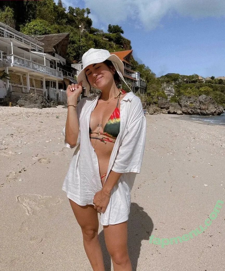 Alohalaia nude photo #0185 (alohalaia_ / thealohatrainer)