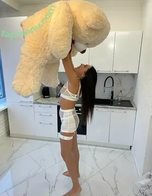 alonastadnykfree / alenacutiie nude photo #0007