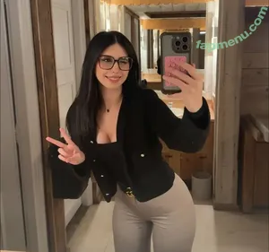 Aloonea / aloonea__ nude photo #0074