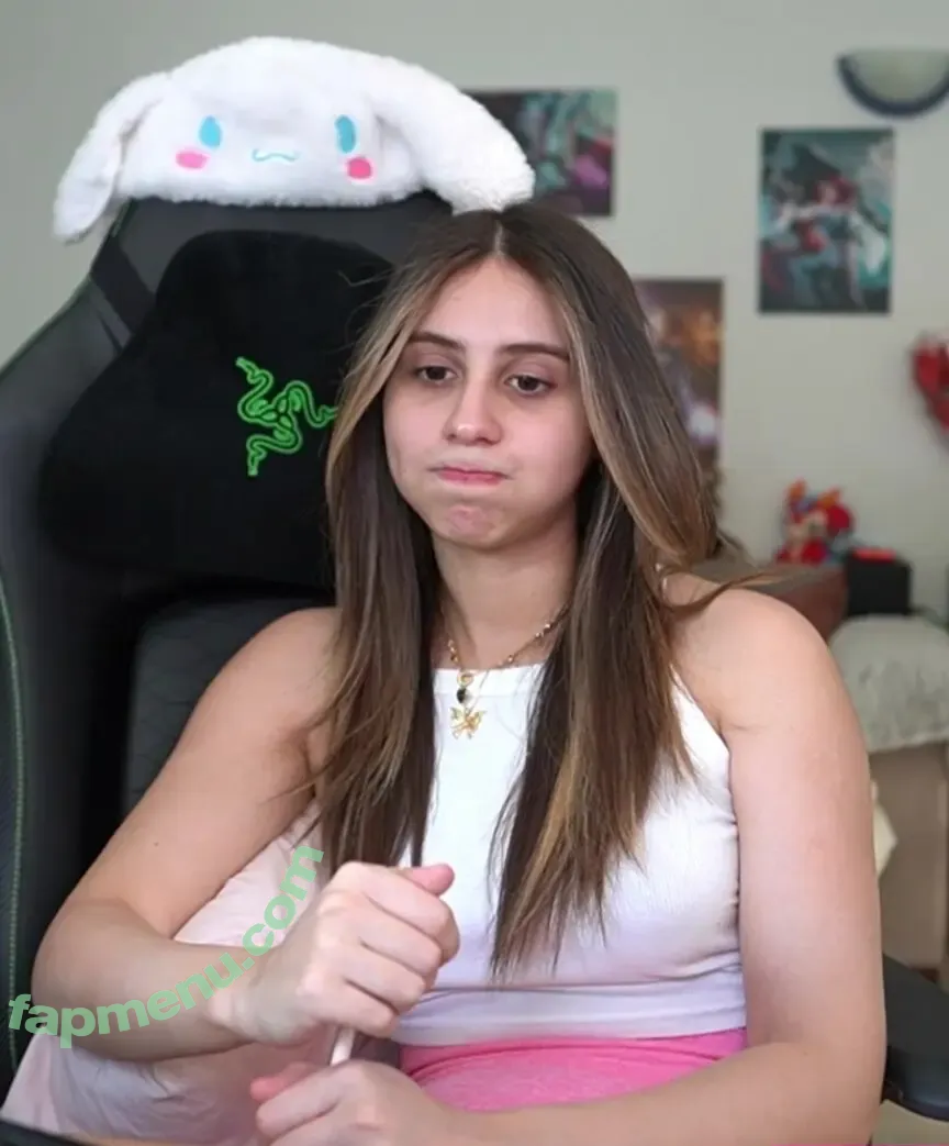 Aloonea nude photo #0047 (aloonea__)