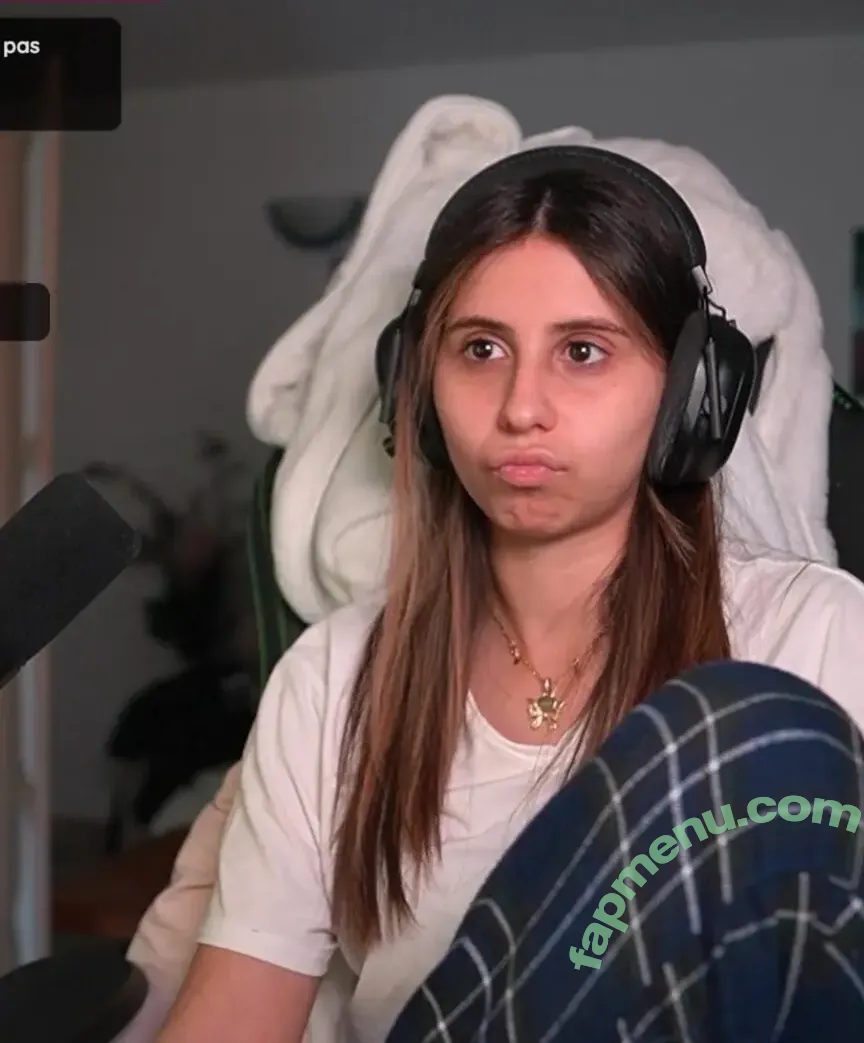 Aloonea nude photo #0052 (aloonea__)