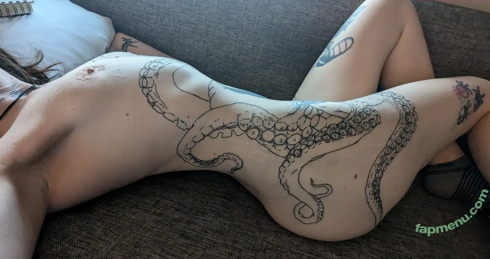 alphiebabyy nude photo #0030 (alphiebabyy)