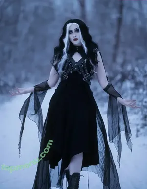 Alpravena nude photo #0132