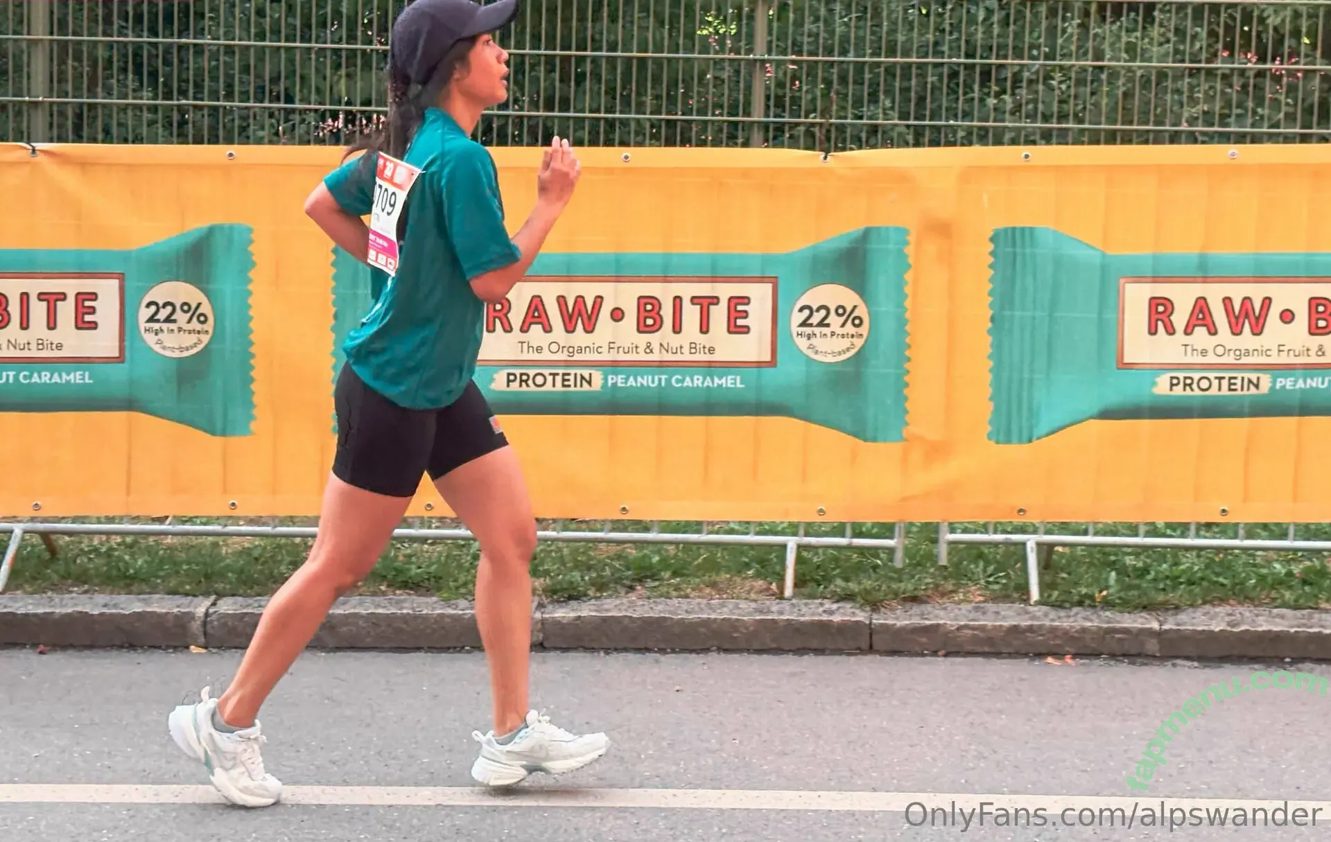 Alpswander nude photo #0087 (karolislipinas)