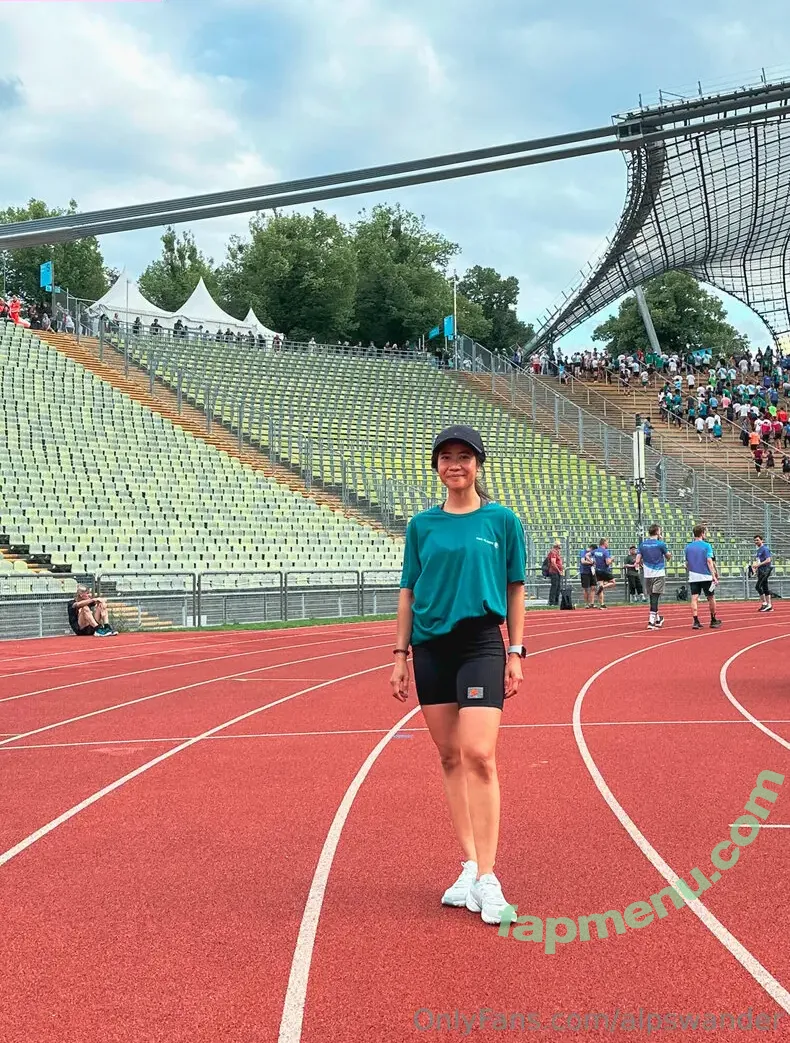 Alpswander nude photo #0090 (karolislipinas)