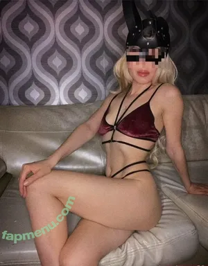 alreadywet69 / peanutbutterandjellyaddict nude photo #0193