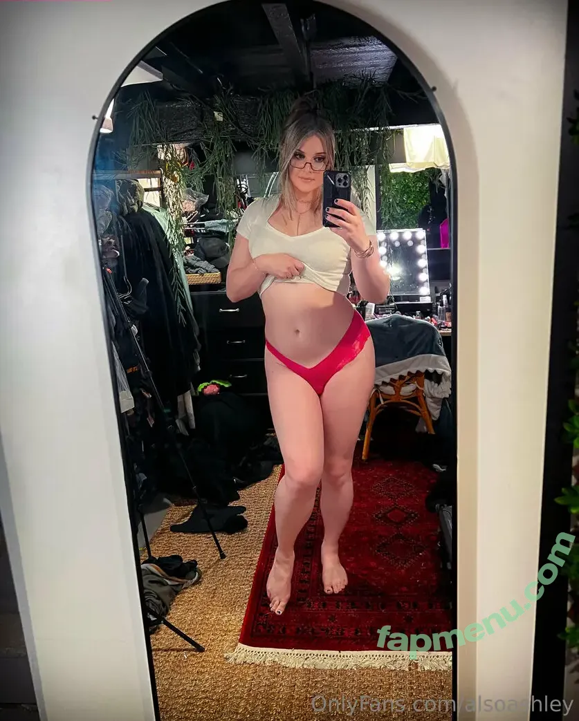 AlsoAshley nude photo #0837 (AlsoAshleyB / Ashely Barron)