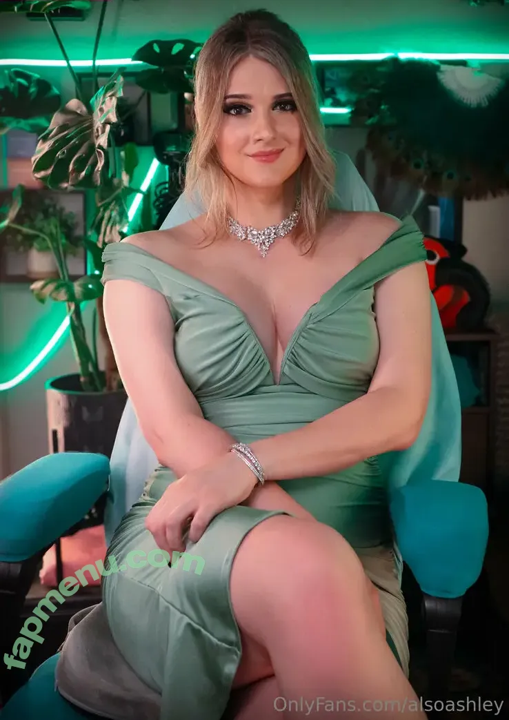 AlsoAshley nude photo #0849 (AlsoAshleyB / Ashely Barron)