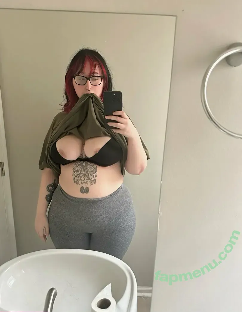 alt.b1txh nude photo #0032 (alt.b1txh_)