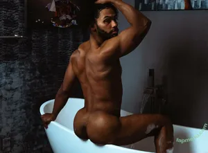  nude photo #0007