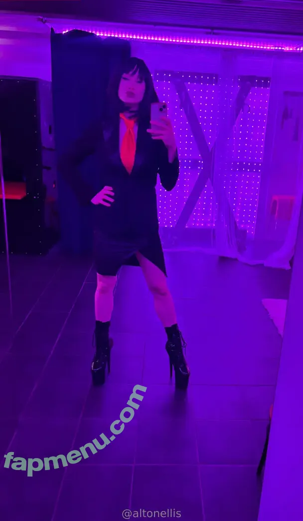 altonellis nude photo #0032 (officialaltonellis)