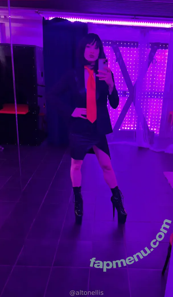 altonellis nude photo #0033 (officialaltonellis)