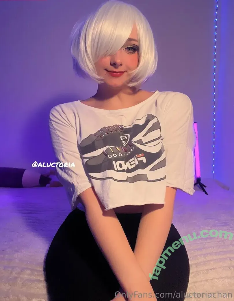 aluctoriachan nude photo #0083 (aannaavictoria)