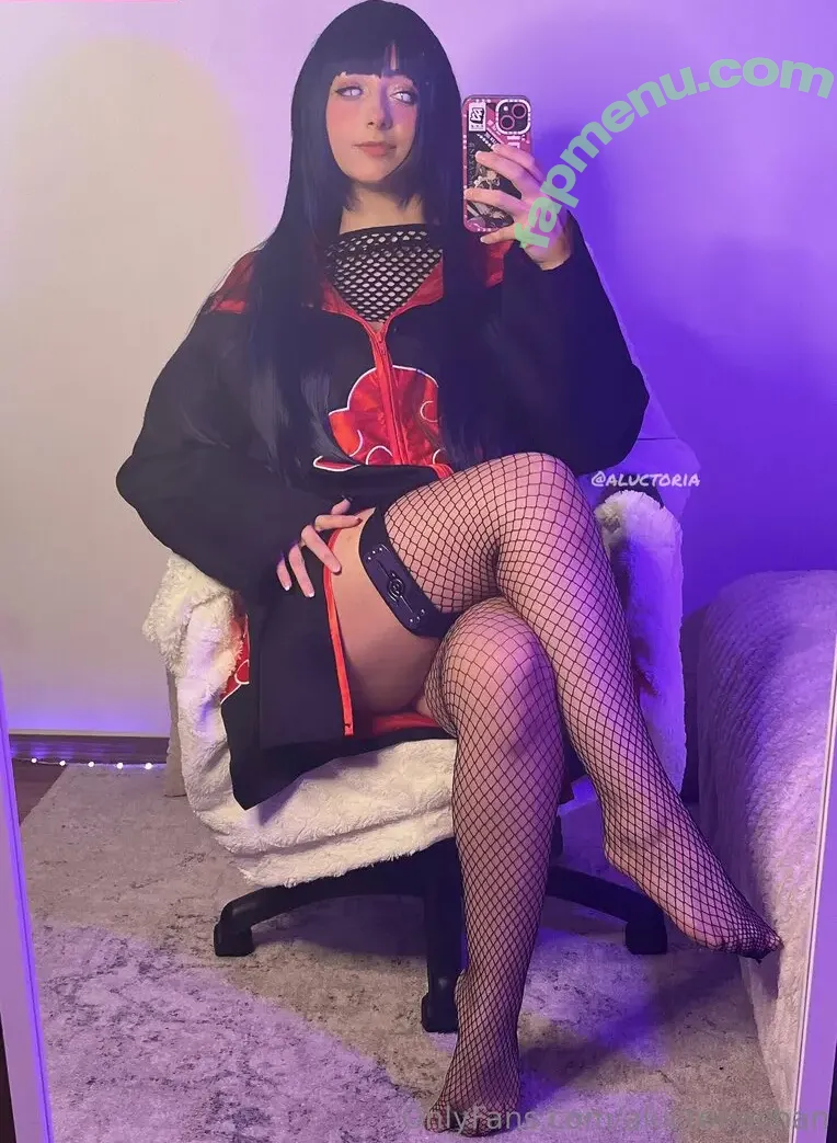 aluctoriachan nude photo #0103 (aannaavictoria)