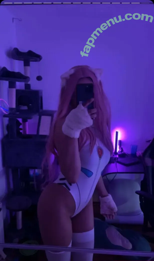 alunejackal nude photo #0002 (JackalAlune)