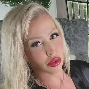 alurajenson2024 / alura_jenson.official nude photo #0031