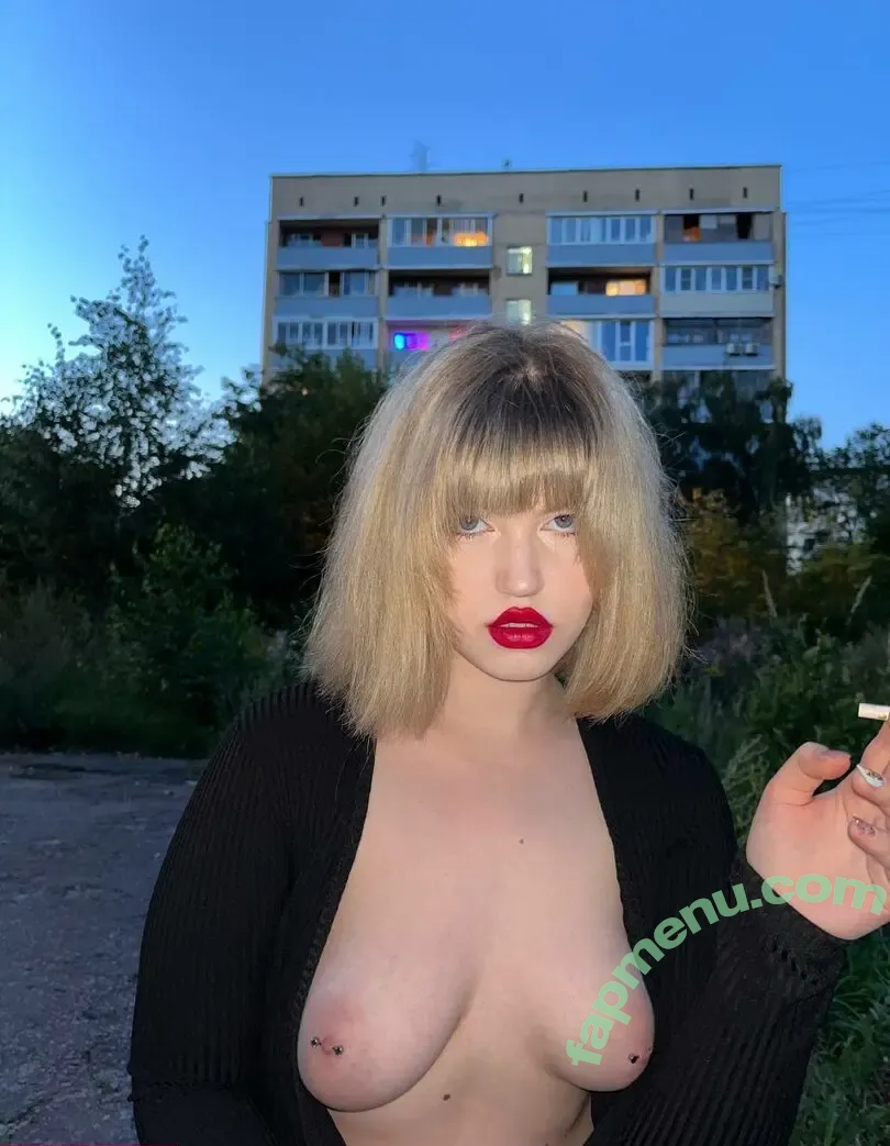 alvrmur nude photo #0050 (ally_purr / alvr.mr / sensitive content альверки)