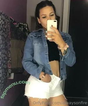 nude photo #0002