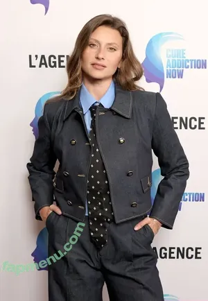 Aly Michalka / iamaly nude photo #0365