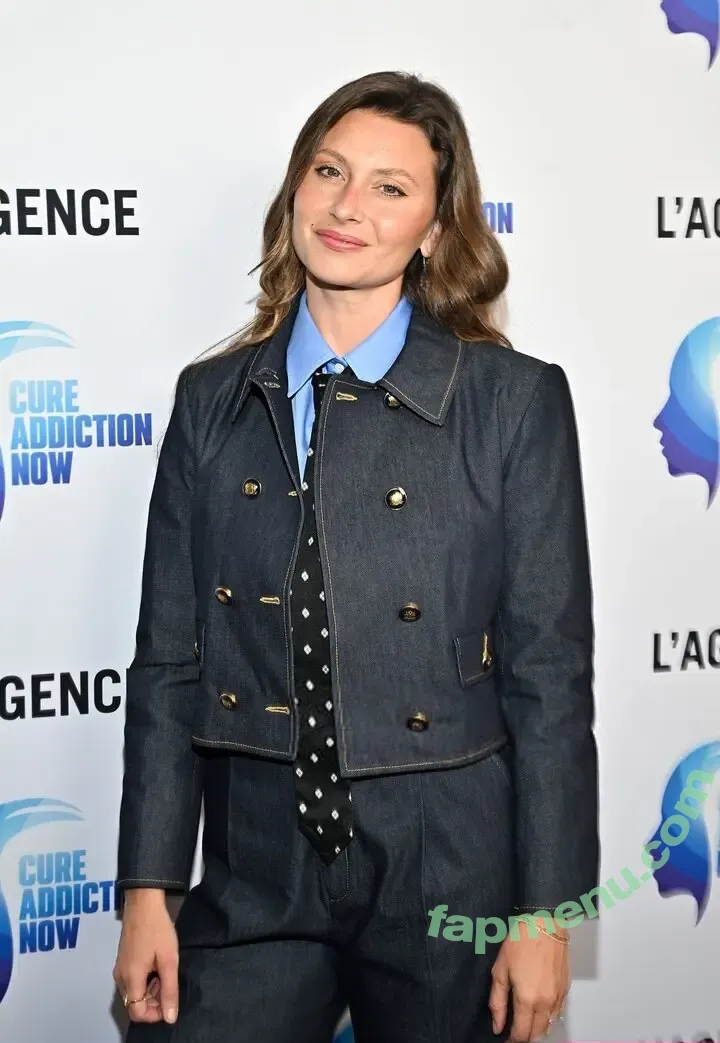 Aly Michalka nude photo #0377 (iamaly)