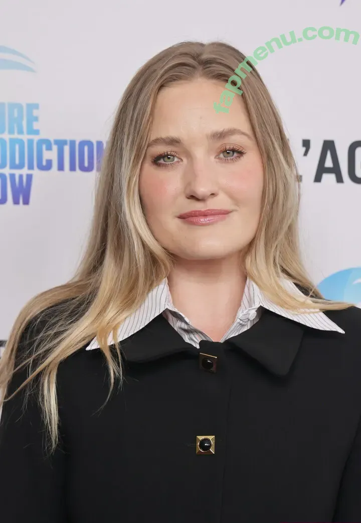 Aly Michalka nude photo #0382 (iamaly)