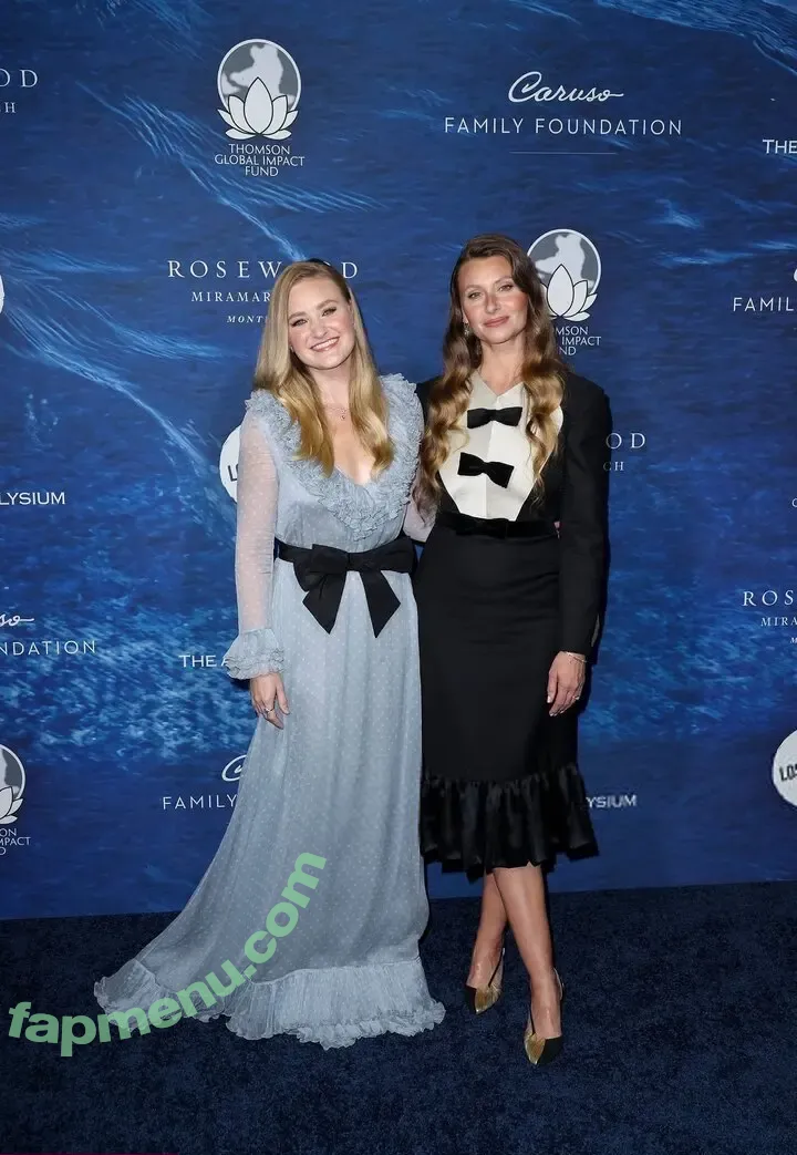 Aly Michalka nude photo #0402 (iamaly)