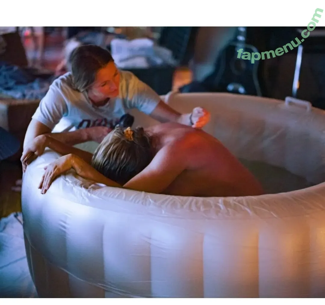 Aly Michalka nude photo #0415 (iamaly)