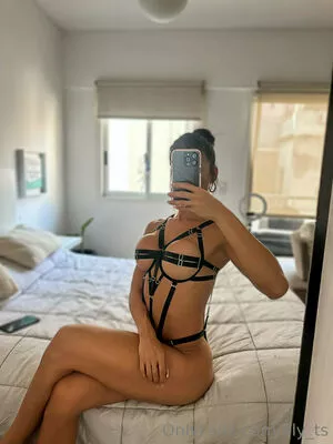 aly_ts / alts / 💜𝓐𝓵𝔂💜 nude photo #0016