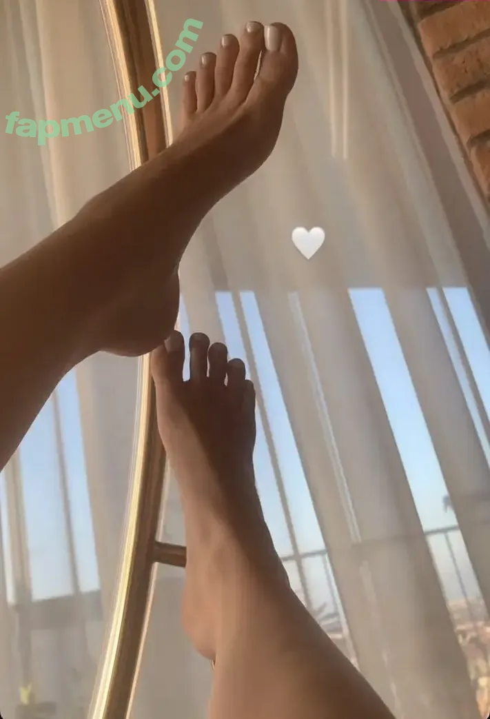 Alya.cutieee nude photo #0077 (Alya.cutieee)