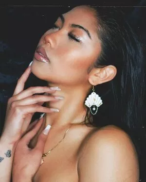 Alyanna Joelle / almost_autumn / alyanna.joelle nude photo #0187