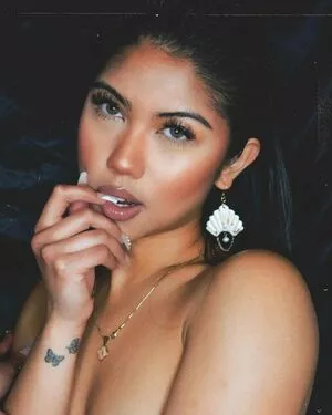 Alyanna Joelle / almost_autumn / alyanna.joelle nude photo #0188