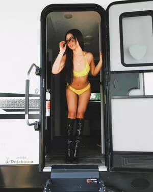 Alyanna Joelle / almost_autumn / alyanna.joelle nude photo #0209