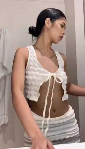 Alyanna Joelle / almost_autumn / alyanna.joelle nude photo #0355