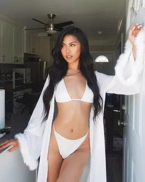 Alyanna Joelle / almost_autumn / alyanna.joelle nude photo #0378