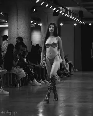 Alyanna Joelle / almost_autumn / alyanna.joelle nude photo #0446