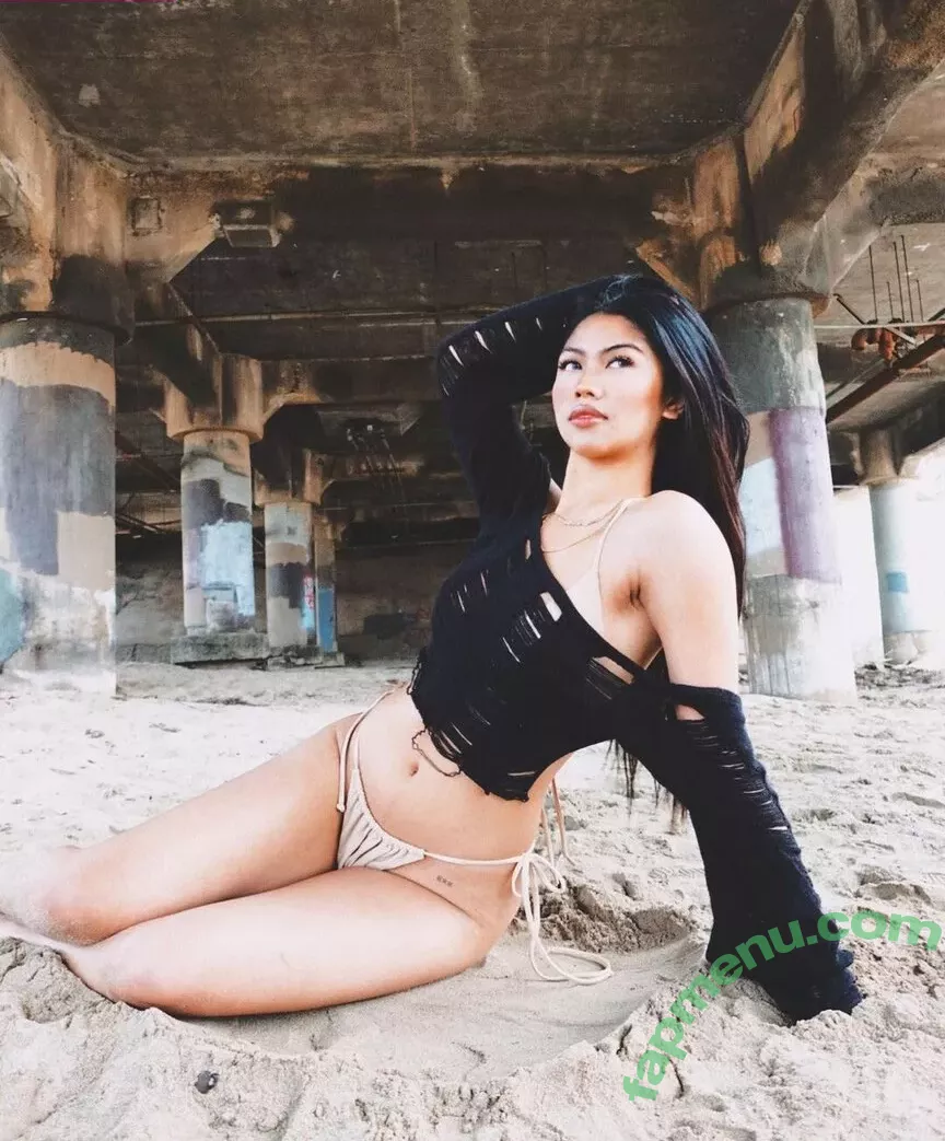 Alyanna Joelle nude photo #0227 (almost_autumn / alyanna.joelle)