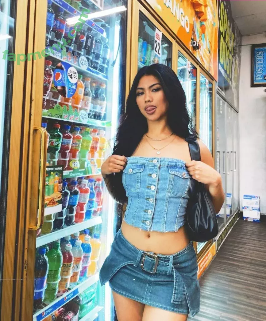 Alyanna Joelle nude photo #0242 (almost_autumn / alyanna.joelle)