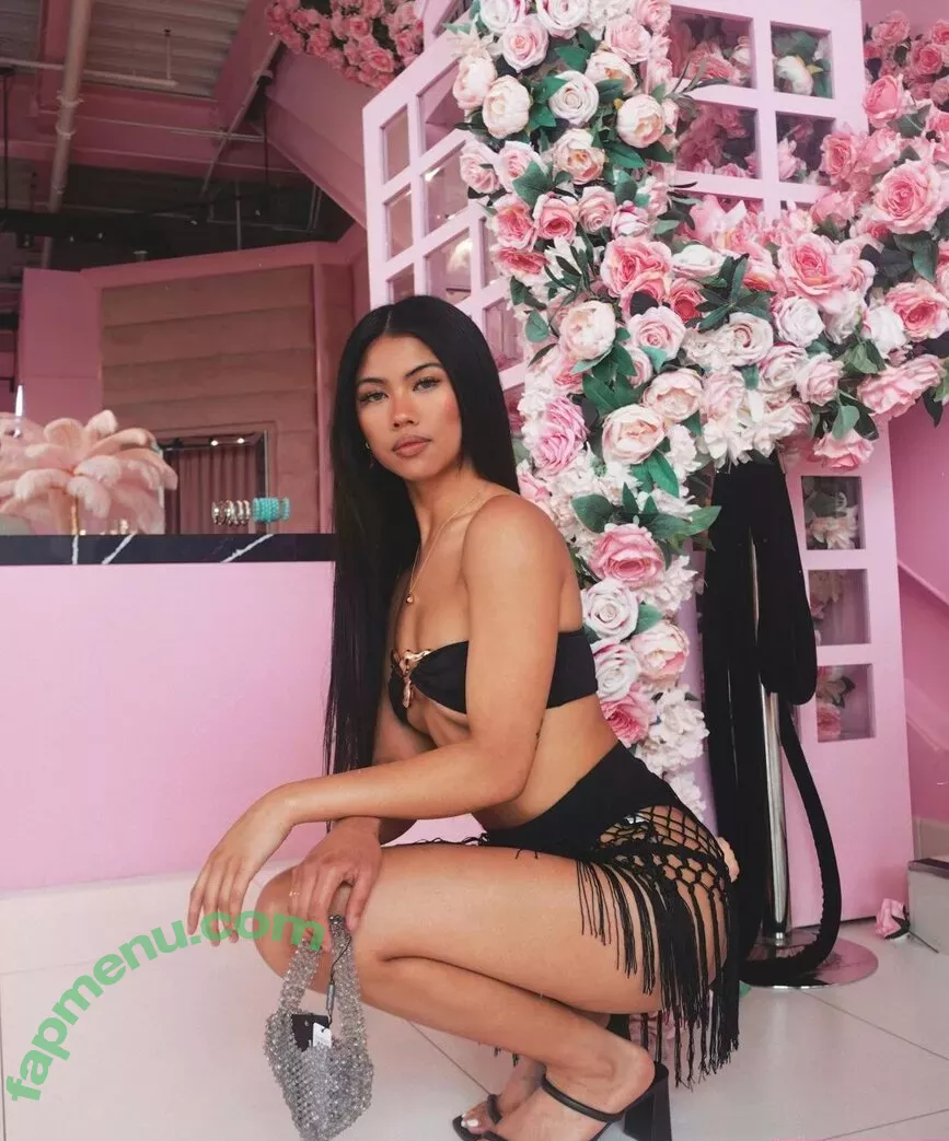 Alyanna Joelle nude photo #0274 (almost_autumn / alyanna.joelle)