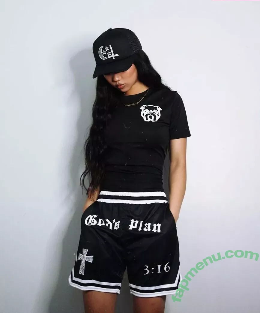 Alyanna Joelle nude photo #0295 (almost_autumn / alyanna.joelle)