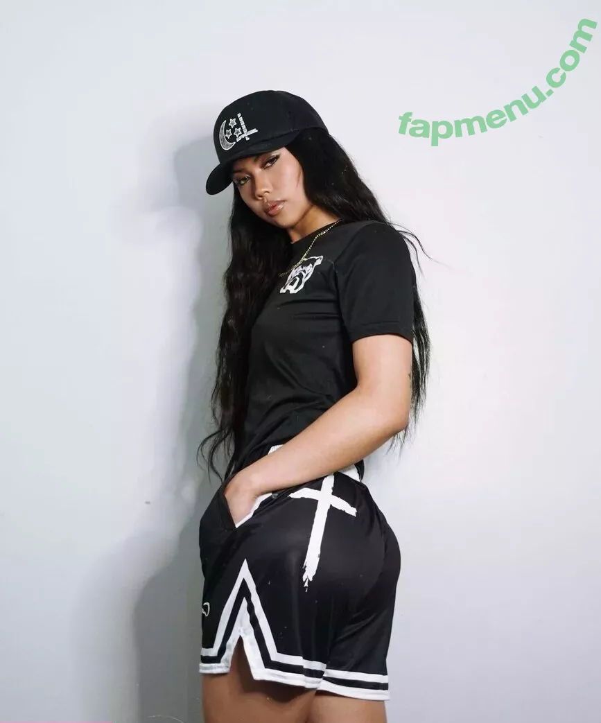 Alyanna Joelle nude photo #0297 (almost_autumn / alyanna.joelle)