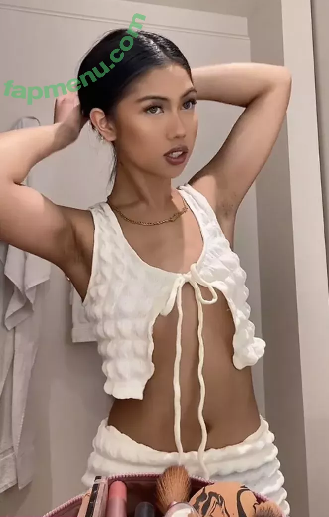 Alyanna Joelle nude photo #0349 (almost_autumn / alyanna.joelle)