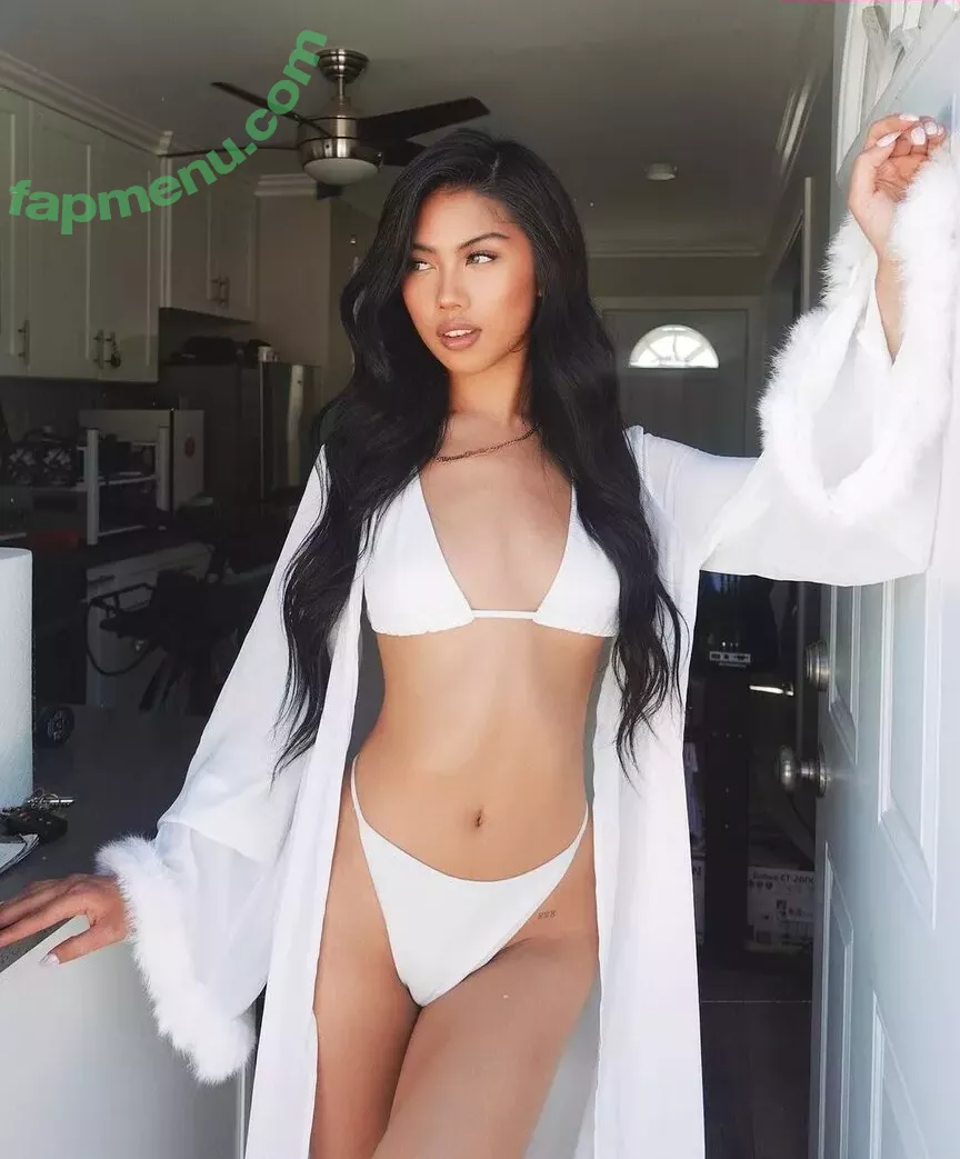 Alyanna Joelle nude photo #0378 (almost_autumn / alyanna.joelle)