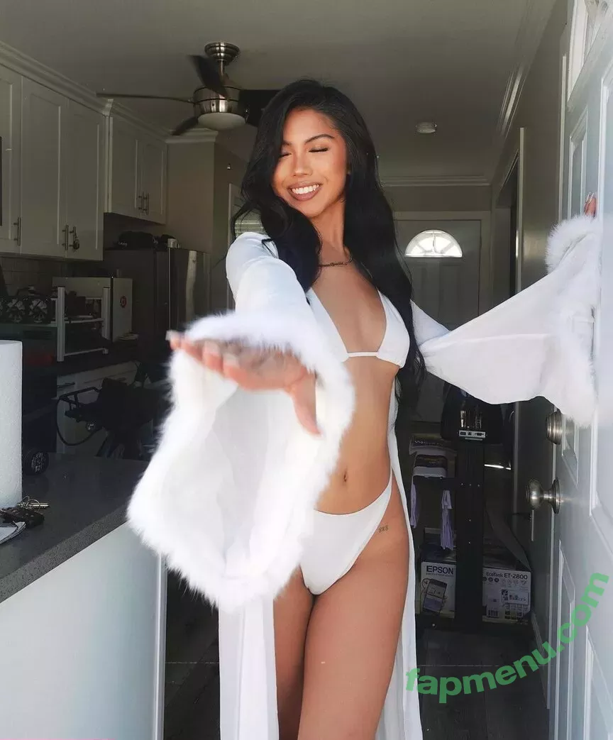 Alyanna Joelle nude photo #0381 (almost_autumn / alyanna.joelle)